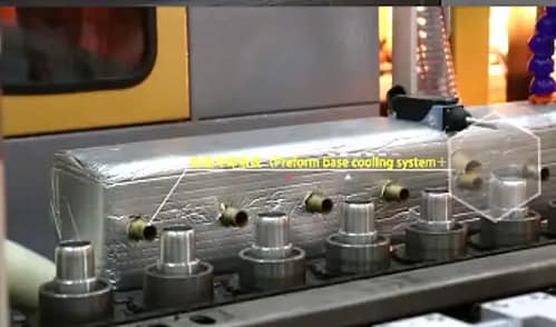 Fully servo high-speed blow molding machine LX-6E Fully servo high-speed blow molding machine LX-6E